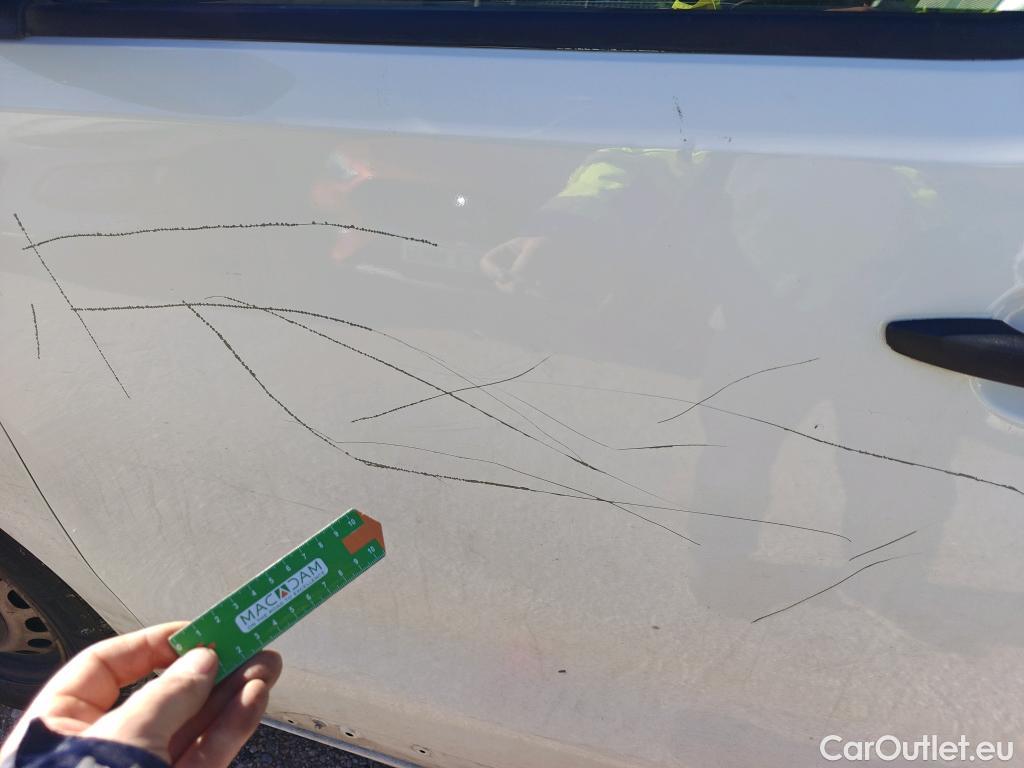  Peugeot  Expert PEUGEOT  / 2016 / 4P / furgón Furgón Pro 2.0 BlueHDi 120 S&S Standard (CX) #27