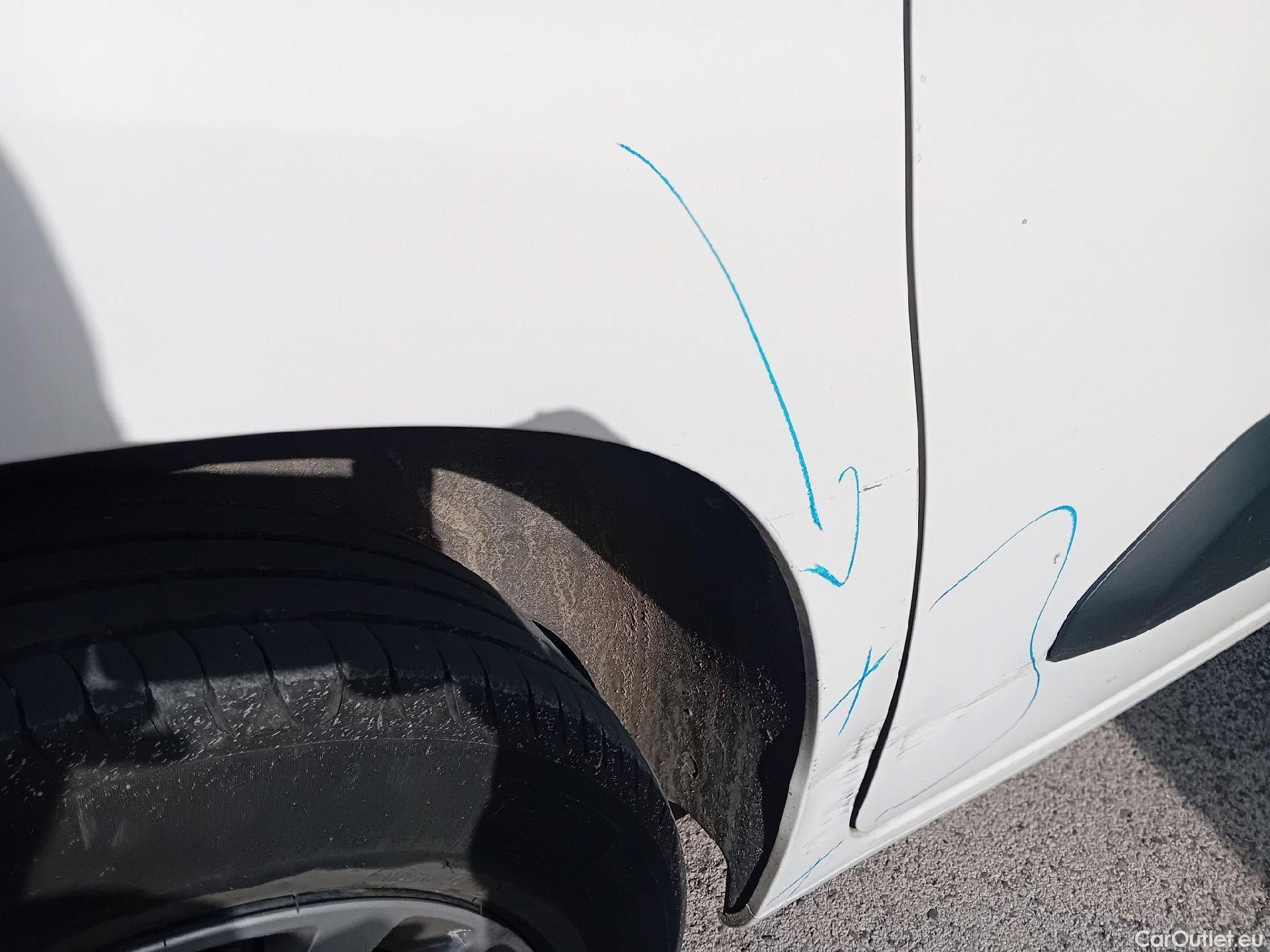  Toyota  Proace TOYOTA  City / 2020 / 4P / combi 1.5D 75kW (100CV) GX L1 (CX) #26