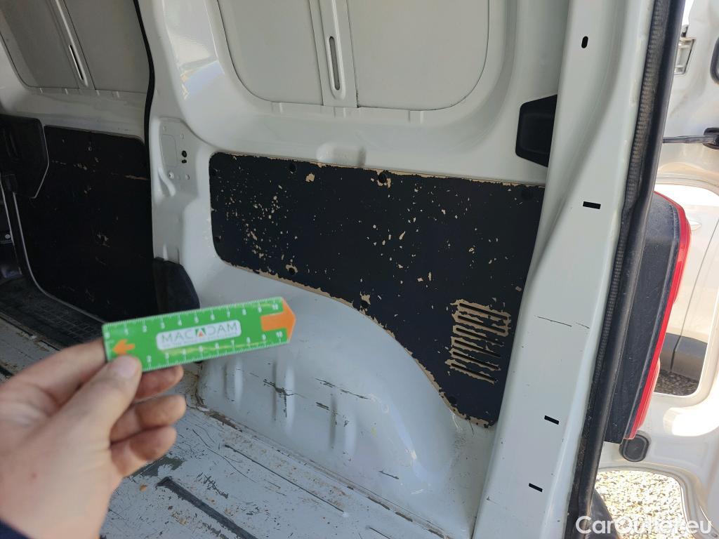  Peugeot  Expert PEUGEOT  / 2016 / 4P / furgón Furgón Pro 2.0 BlueHDi 120 S&S Standard (CX) #49