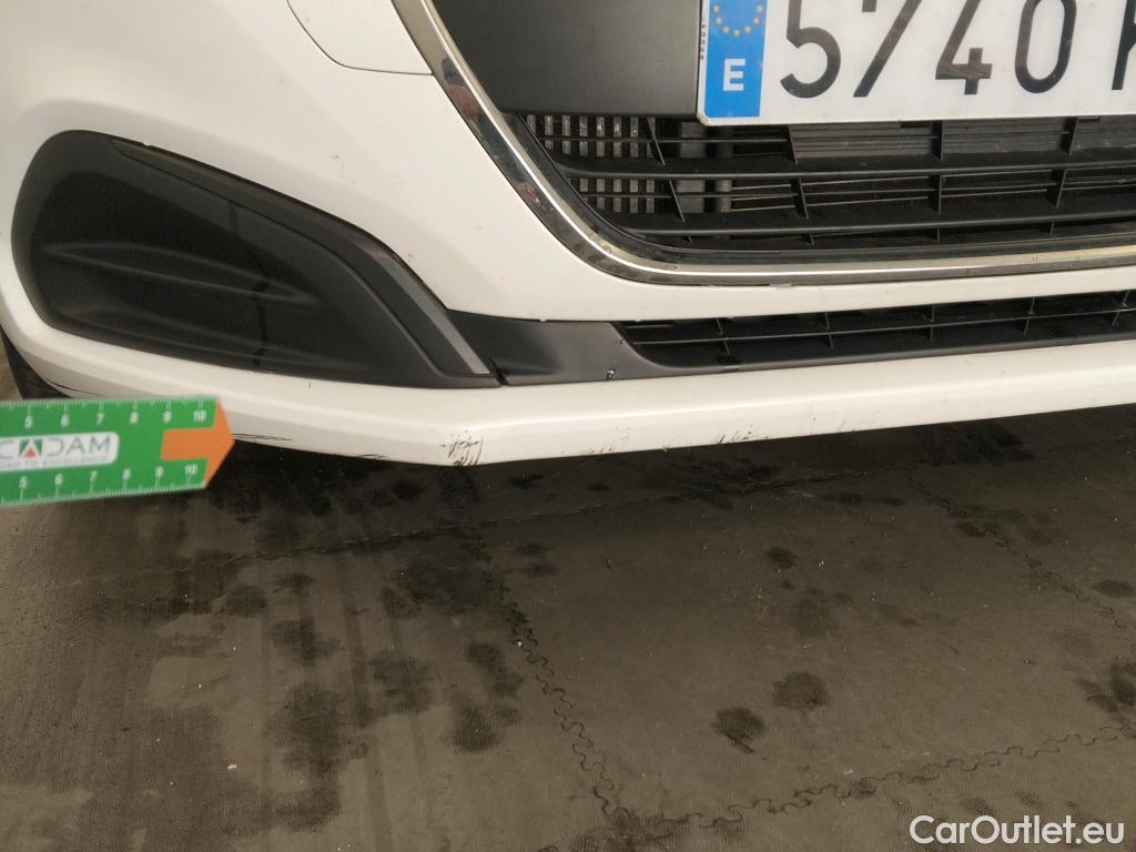  Peugeot  208 PEUGEOT  / 2015 / 5P / berlina con portón 5P ACTIVE BlueHDi 73kW (100CV) #22