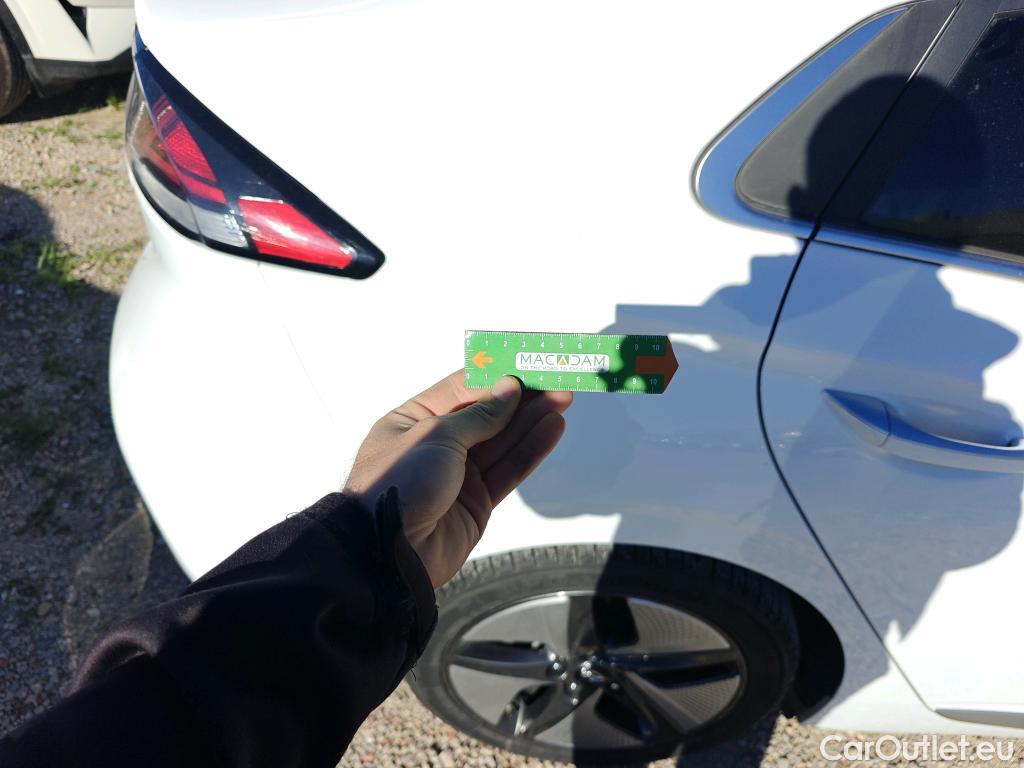  Hyundai   Ioniq HYUNDAI / 2019 / 5P / berlina con portón 1.6 GDI HEV Tecno DCT #41