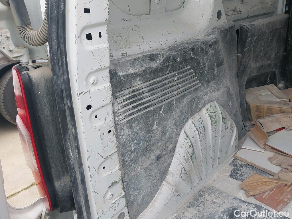  Opel  Combo OPEL  / 2018 / 3P / furgón derivado de turismo 1.5 TD 75kW (100CV) Express L H1 1000kg #9