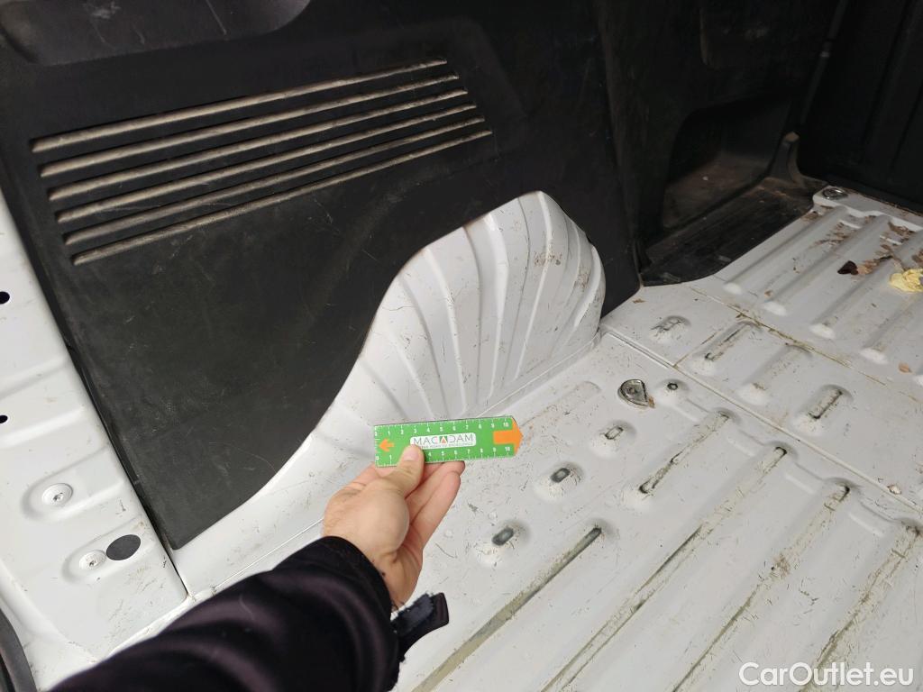  Opel  Combo OPEL  / 2018 / 3P / furgón derivado de turismo Cargo L 1000kg Diesel 1.5 100HP S&S MT E (AC) #11