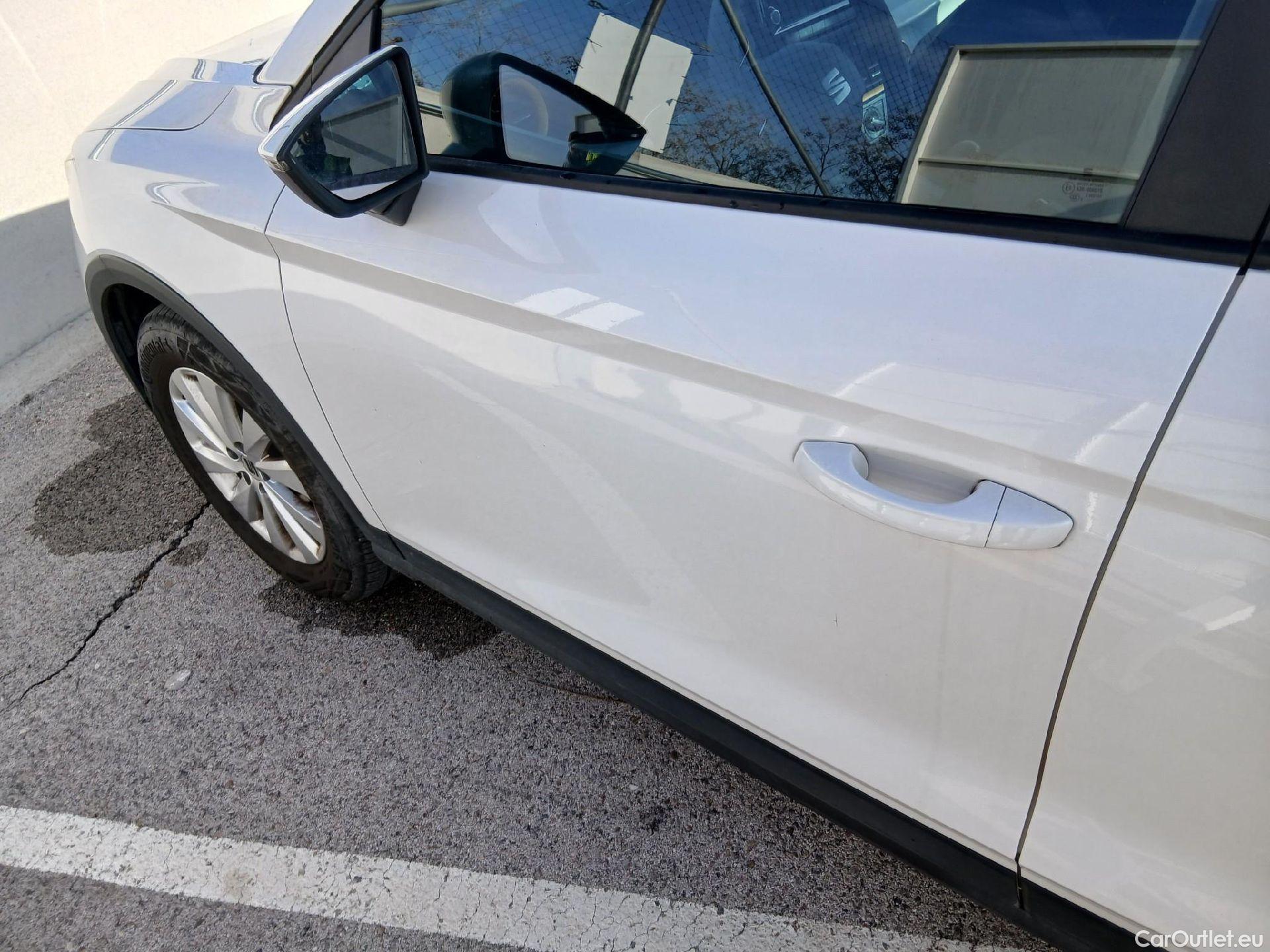  Seat  Arona SEAT  / 2021 / 5P / todoterreno 1.0 TSI 70kW (95CV) Reference XM #7