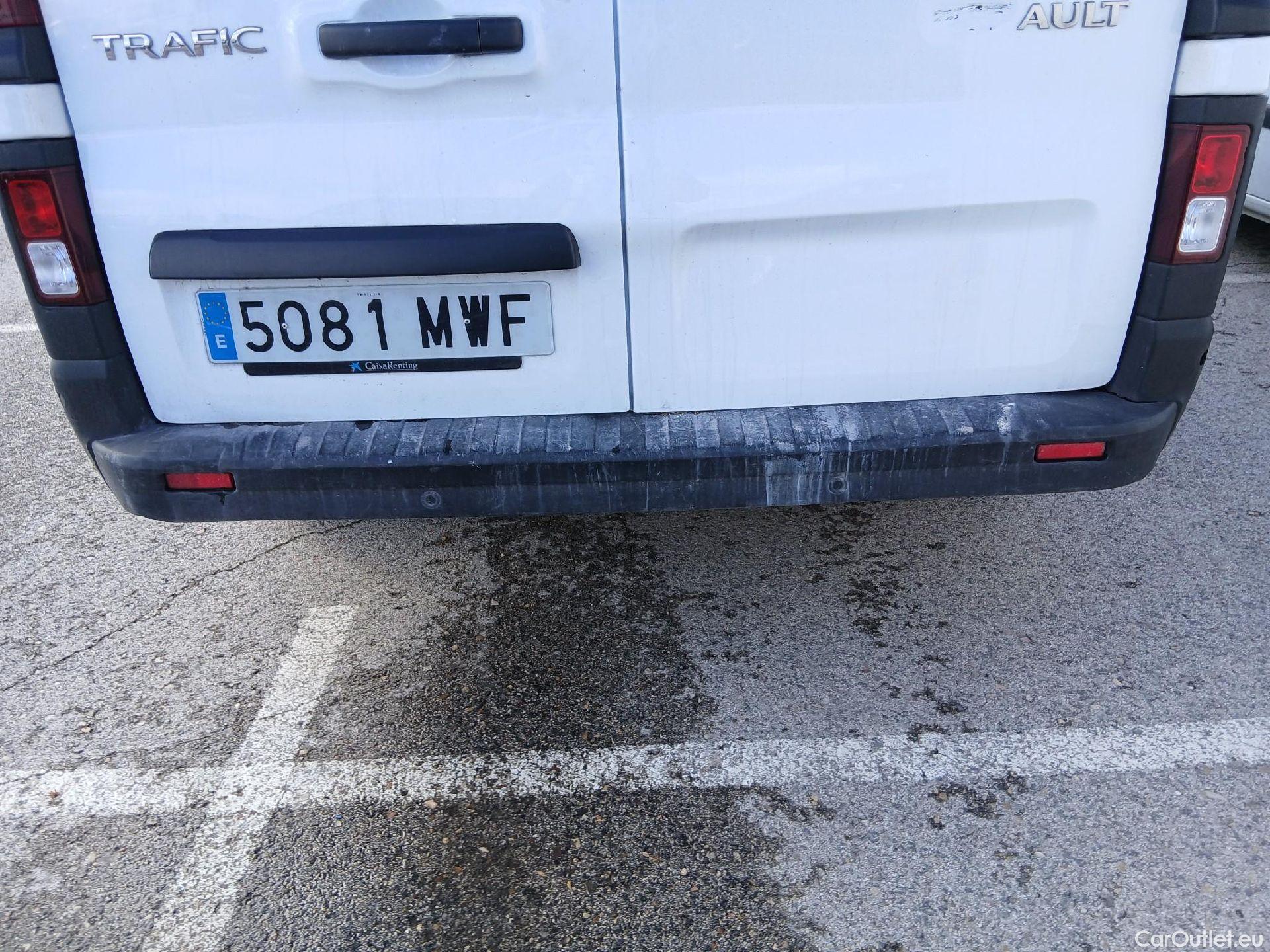  Renault  Trafic RENAULT  / 2021 / 4P / furgón Furgón L1H1 Blue dCi 96 Kw (130 CV) (AC2) #22