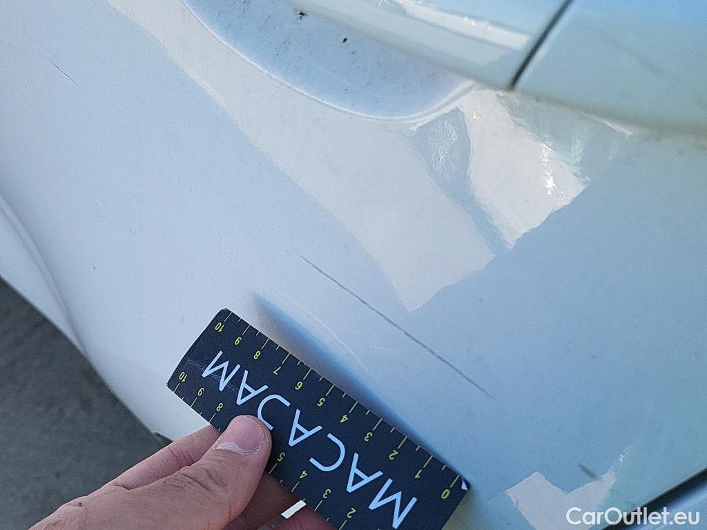  KIA  Sportage KIA  / 2018 / 5P / todoterreno 1.6 MHEV Business 100kW (136CV) 4x2 #24