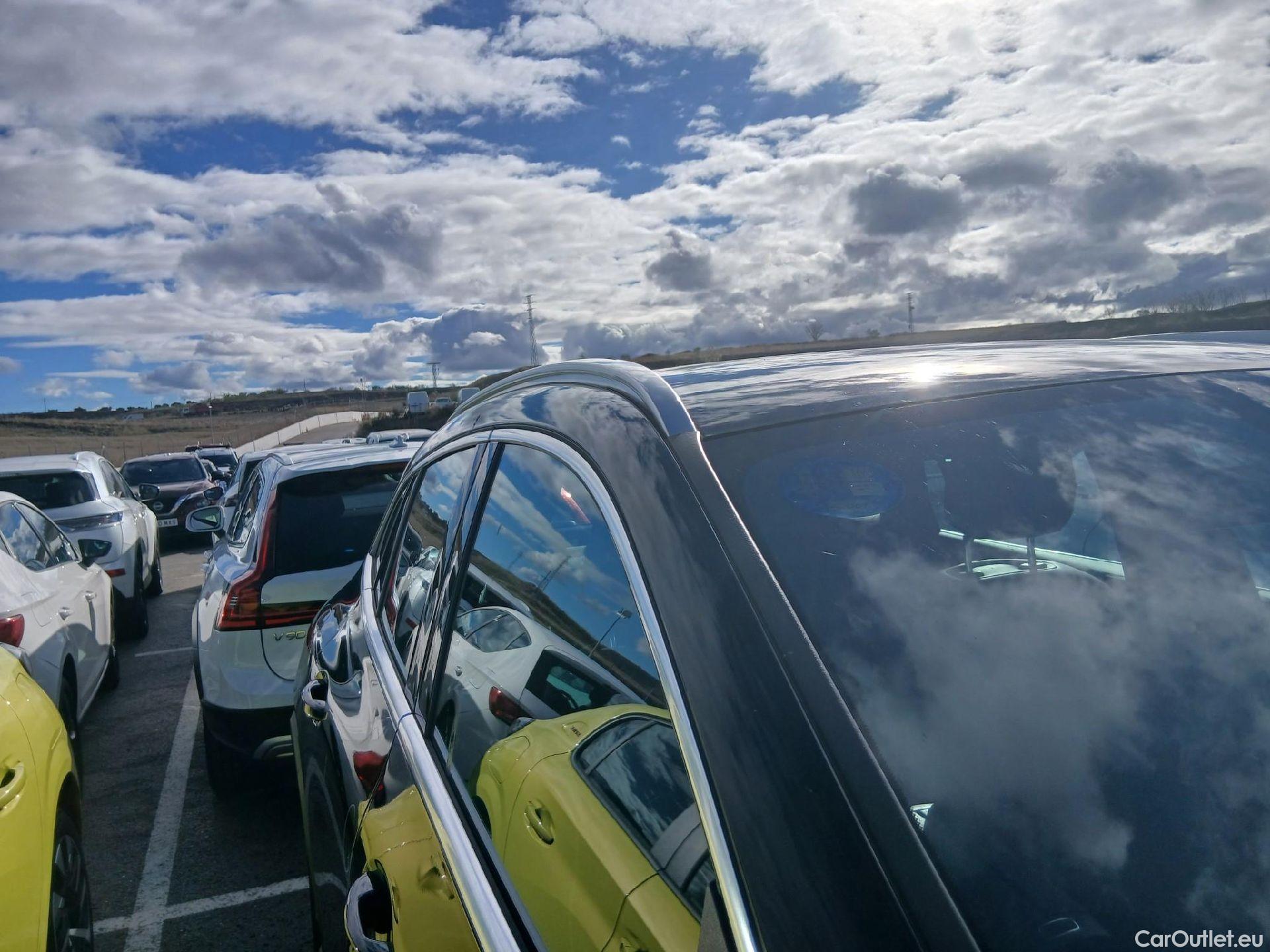  Mercedes  GLA MERCEDES-BENZ  / 2020 / 5P / todoterreno  250 e #31