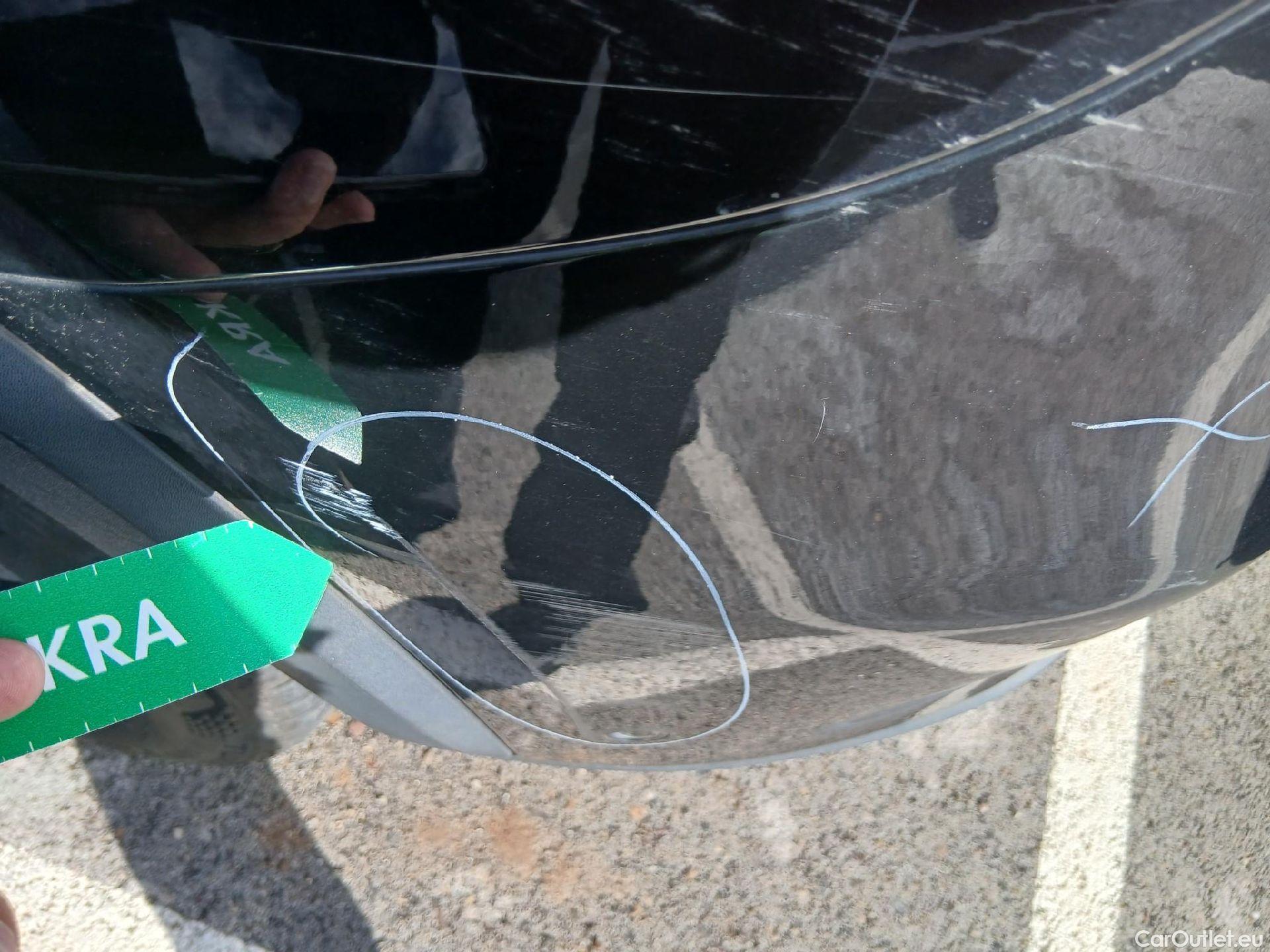  Mercedes  GLA MERCEDES-BENZ  / 2020 / 5P / todoterreno  250 e #21