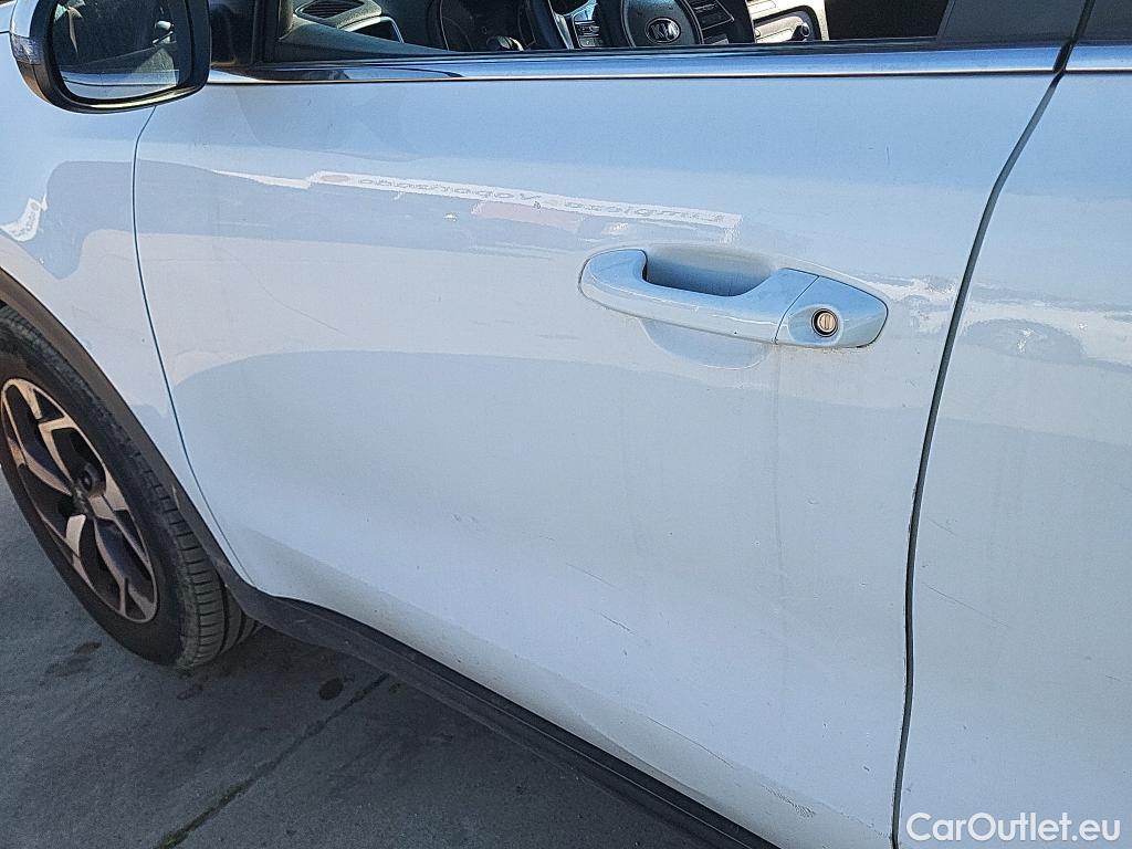  KIA  Sportage KIA  / 2018 / 5P / todoterreno 1.6 MHEV Business 100kW (136CV) 4x2 #19