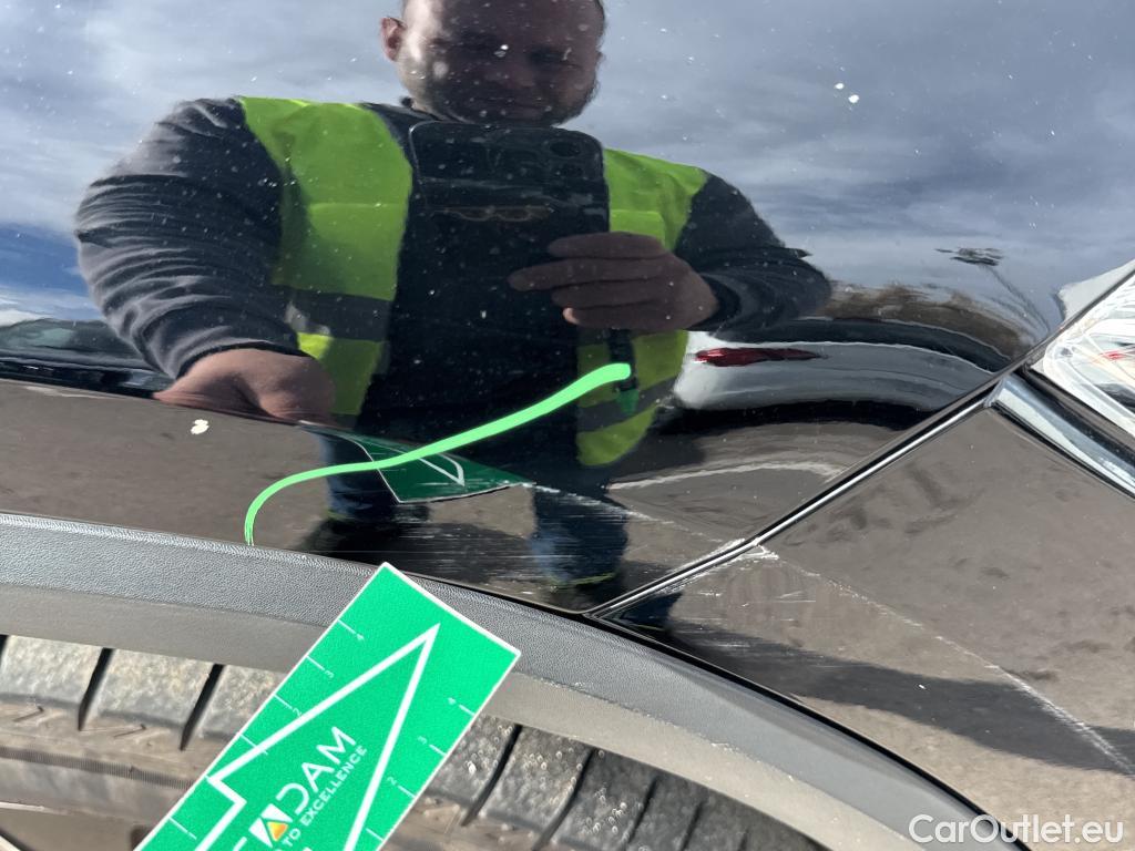  Mercedes  GLA MERCEDES-BENZ  / 2020 / 5P / todoterreno  250 e #13