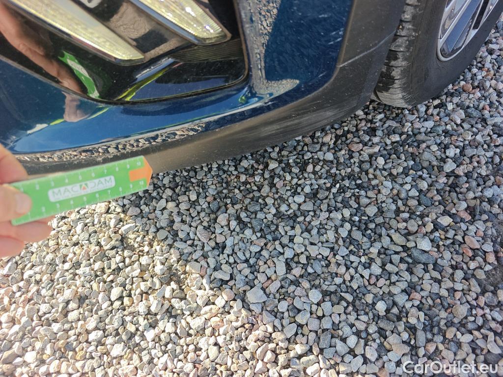  KIA  Niro KIA  / 2019 / 5P / crossover 1.6 GDi HEV 104kW (141CV) Drive #36