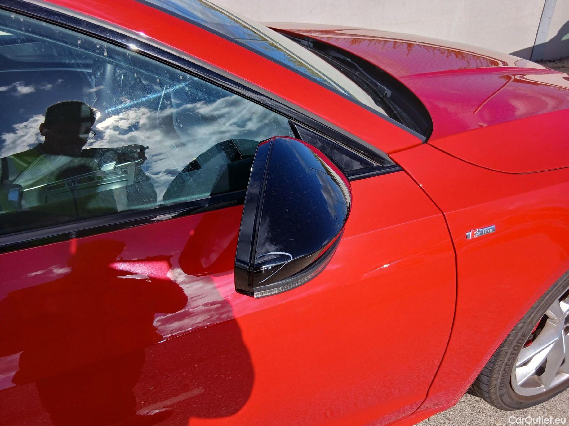  Audi  A7 Sportback AUDI A7 / 2017 / 5P / berlina con portón Sportback 55 TFSIe 270KW quat-ult S tron #48