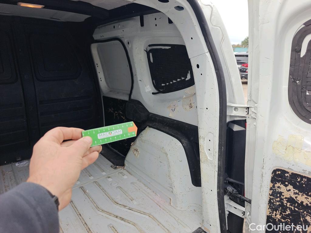  Mercedes  Citan MERCEDES-BENZ  / 2021 / 4P / furgón derivado de turismo 110 CDI 70kW Furgón Base Largo #24