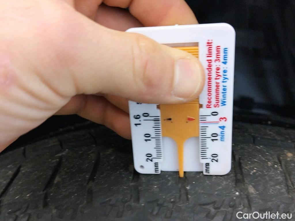  Land Rover  Discovery AUDI Q5 / 2020 / 5P / todoterreno Advanced 50 TFSI e quattro-ultra #4