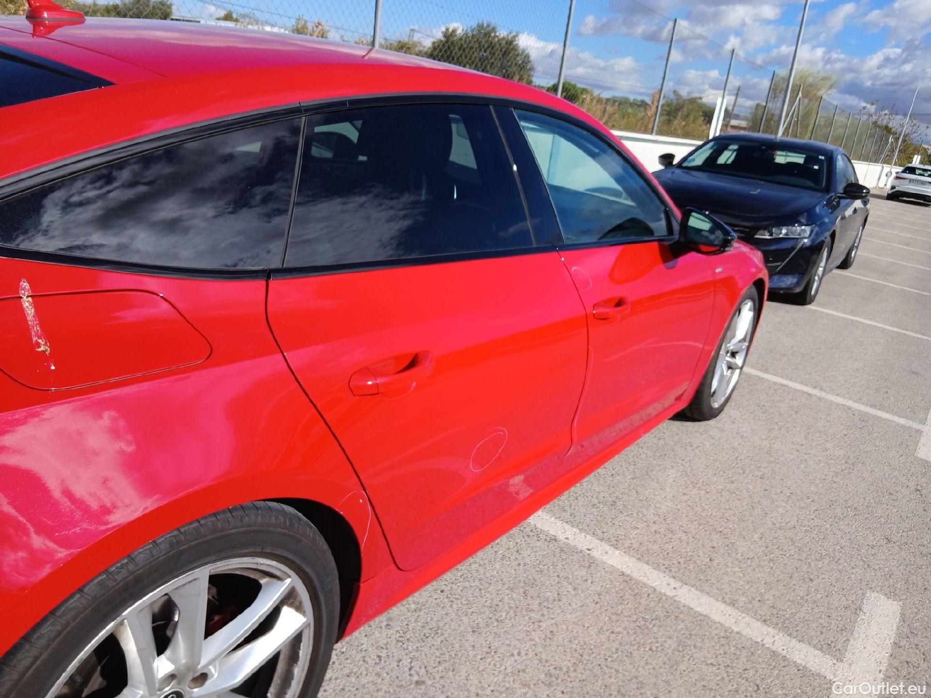  Audi  A7 Sportback AUDI A7 / 2017 / 5P / berlina con portón Sportback 55 TFSIe 270KW quat-ult S tron #53