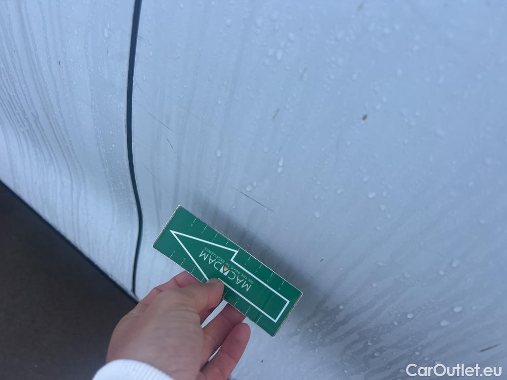  KIA  Sportage KIA  / 2018 / 5P / todoterreno 1.6 T-GDi GT Line Essential 130kW 4x2 #8