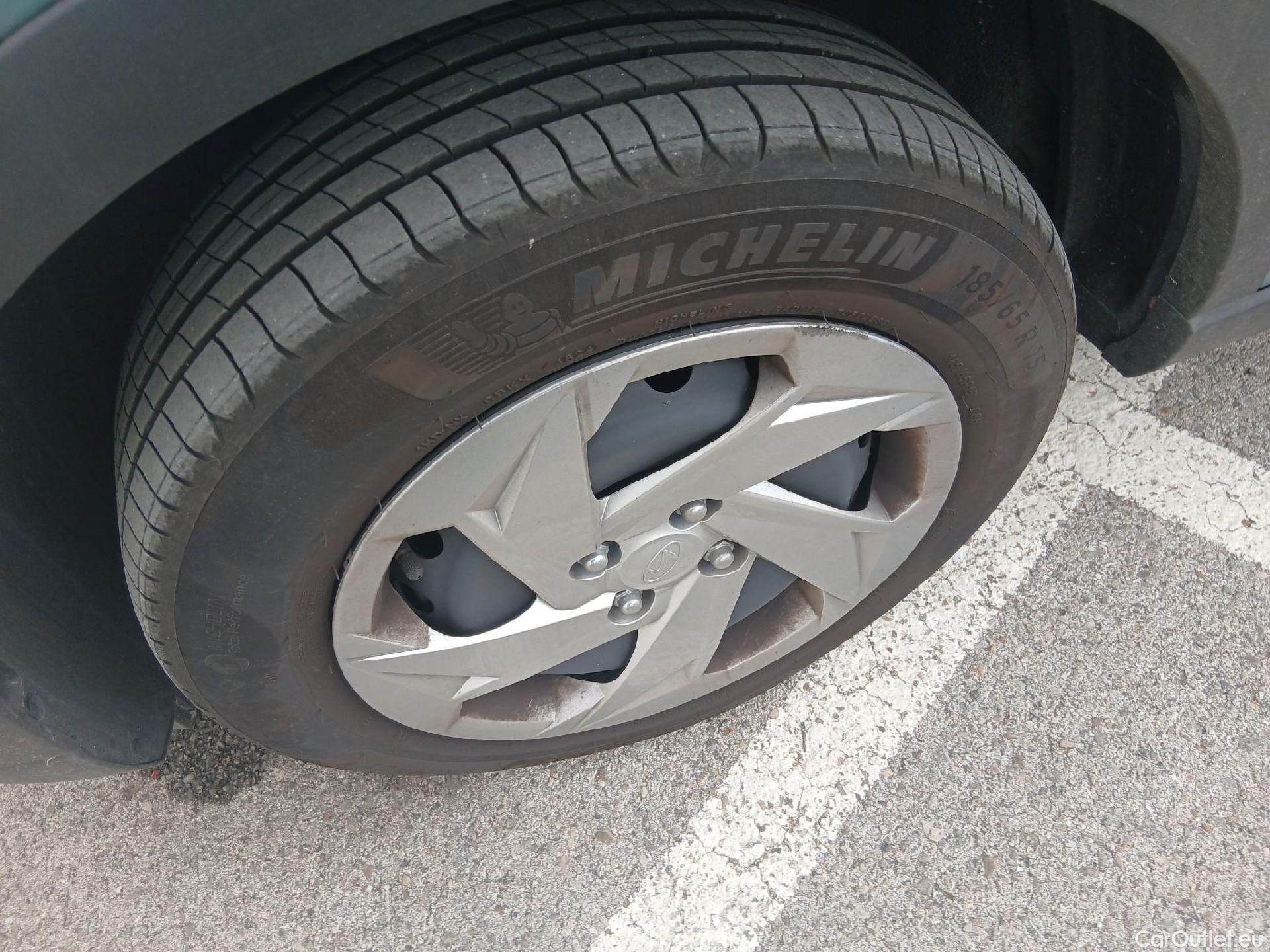  Land Rover  Discovery HYUNDAI Bayon / 2024 / 5P / todoterreno 1.0 TGDI 74kW (100CV) 48V Klass #9