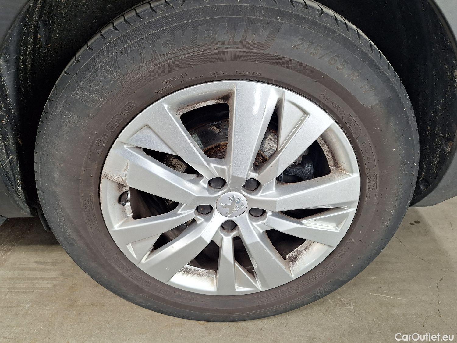  Peugeot  5008 Peugeot,  '16, Peugeot  1.5 BlueHDi 96kW S&S EAT8 Active 5d 7pl #42