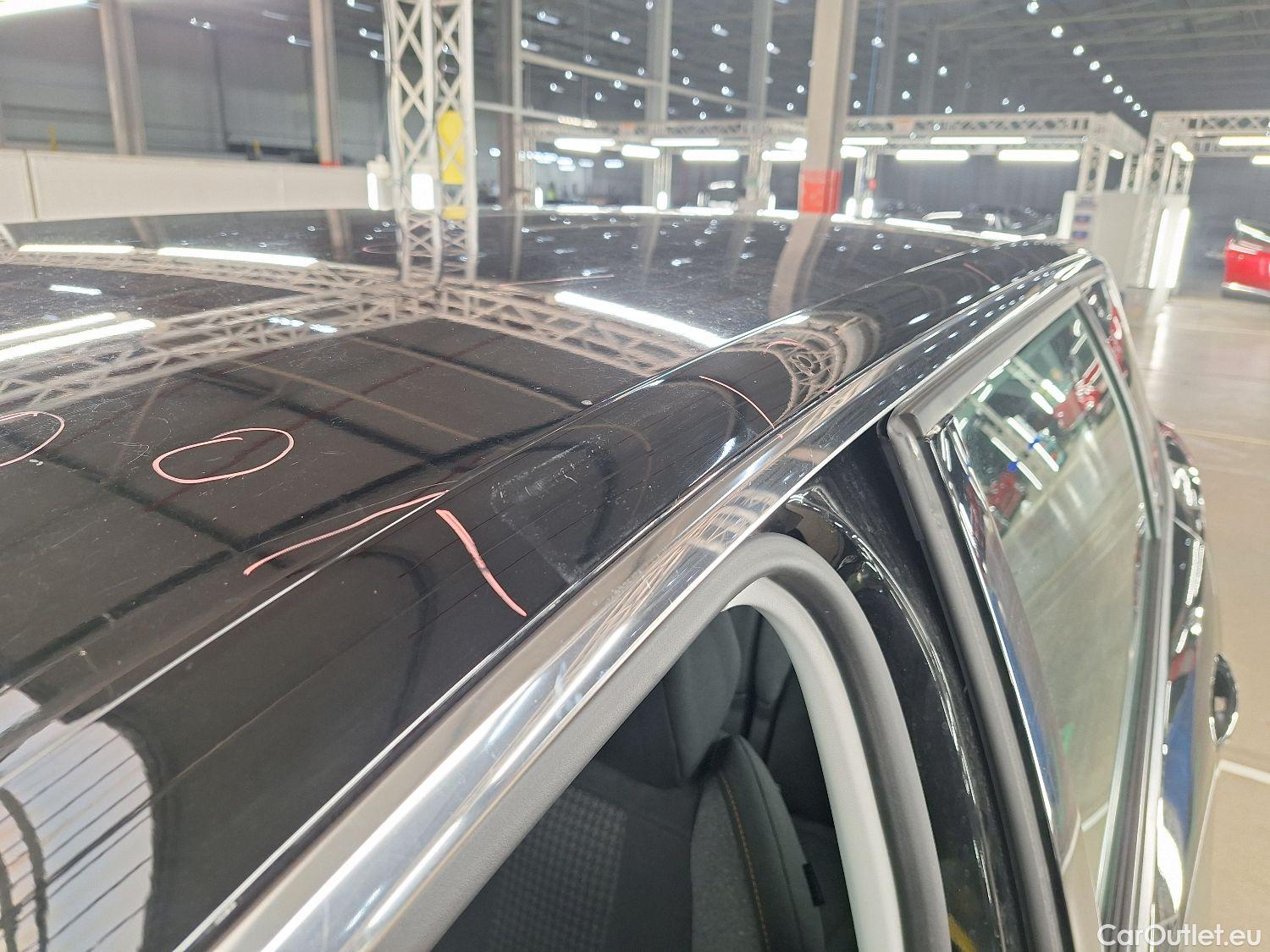  Peugeot  5008 Peugeot,  '16, Peugeot  1.5 BlueHDi 96kW S&S EAT8 Active 5d 7pl #67