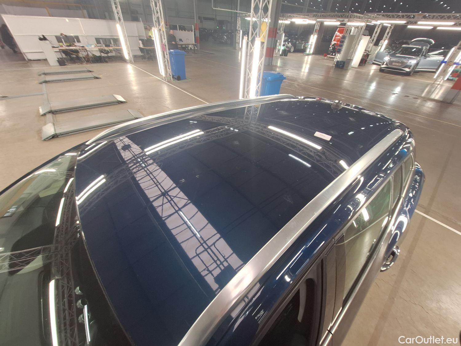  Renault  Megane Renault, Mégane GT FL'20, Renault Mégane Grandtour Blue dCi 115 Corporate Ed #44