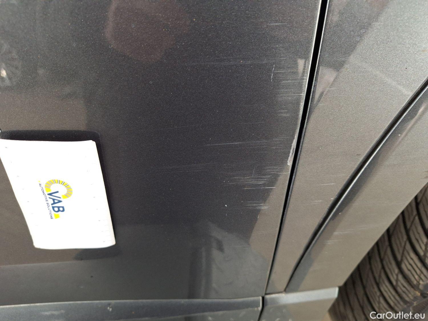  Audi  Q3 Audi,  '18, Audi  35 TDI S tronic S line Business Edition 5d #21