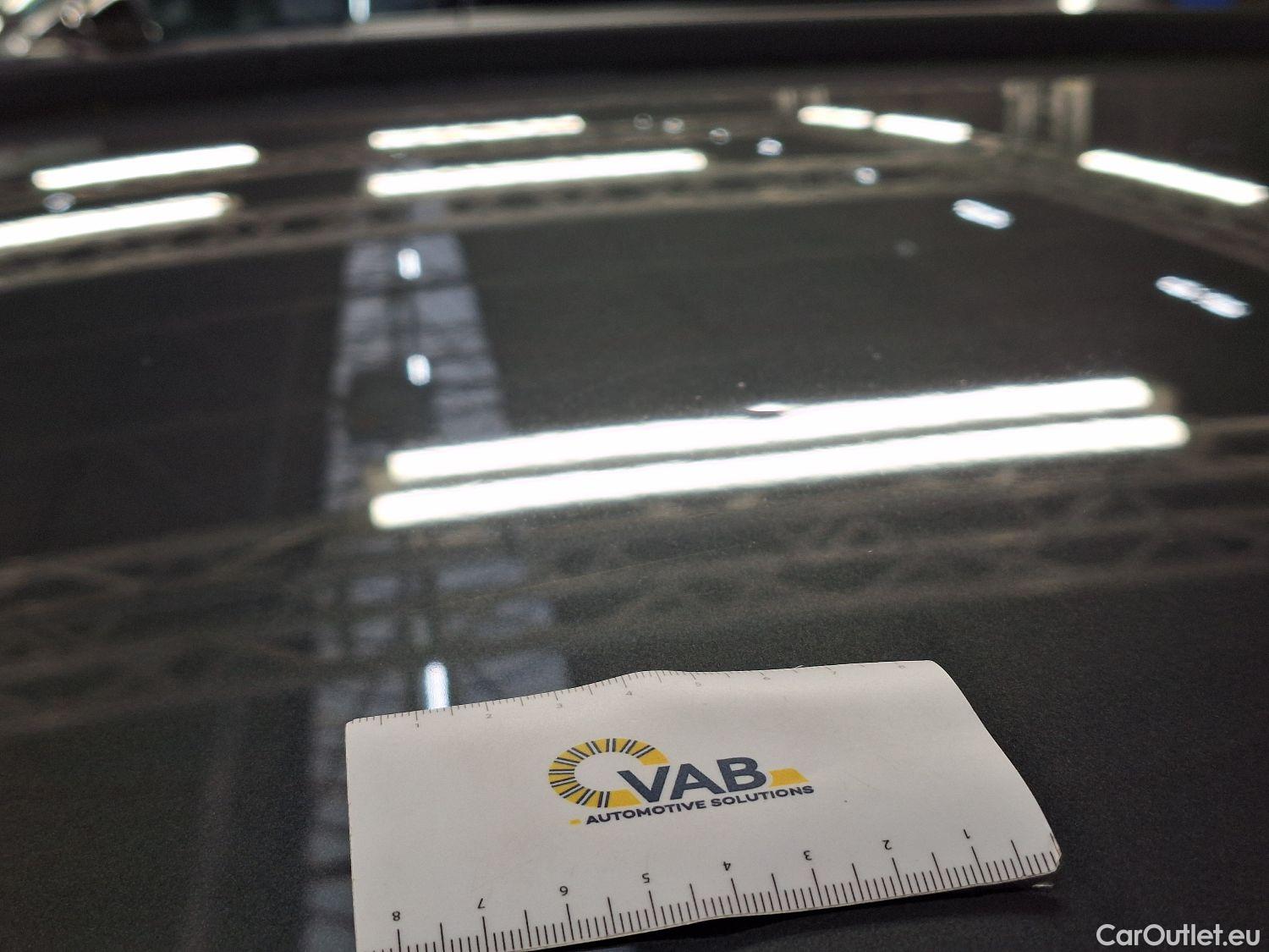  Audi  Q3 Audi,  '18, Audi  35 TDI S tronic S line Business Edition 5d #40