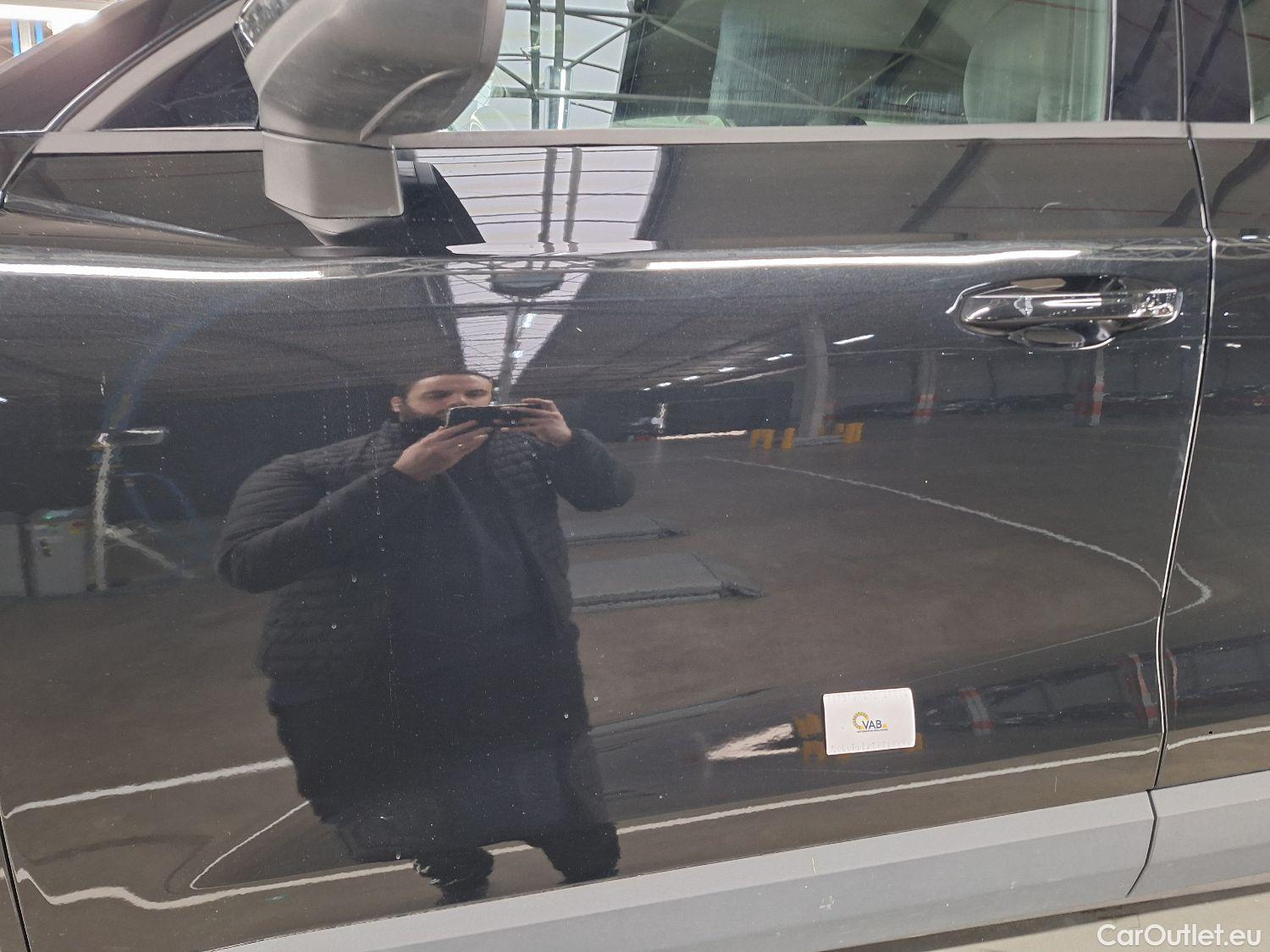  Audi  Q3 Audi,  '18, Audi  35 TFSI S tronic 5d #25