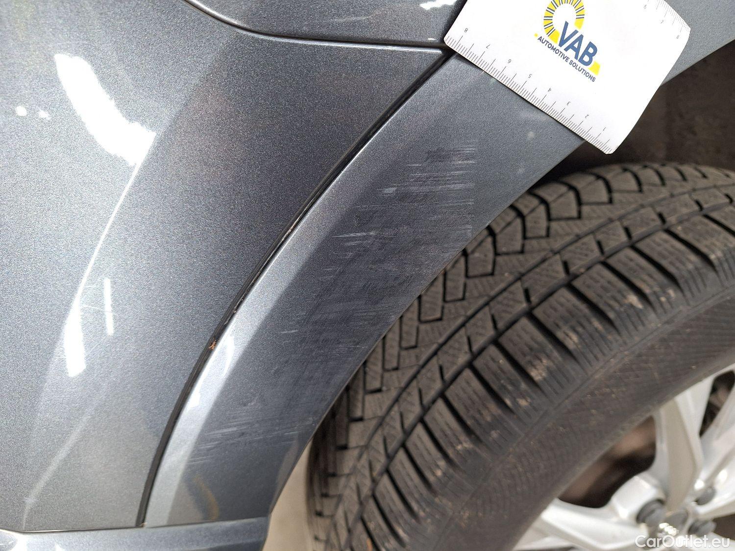  Audi  Q3 Audi,  '18, Audi  35 TDI S tronic S line Business Edition 5d #28