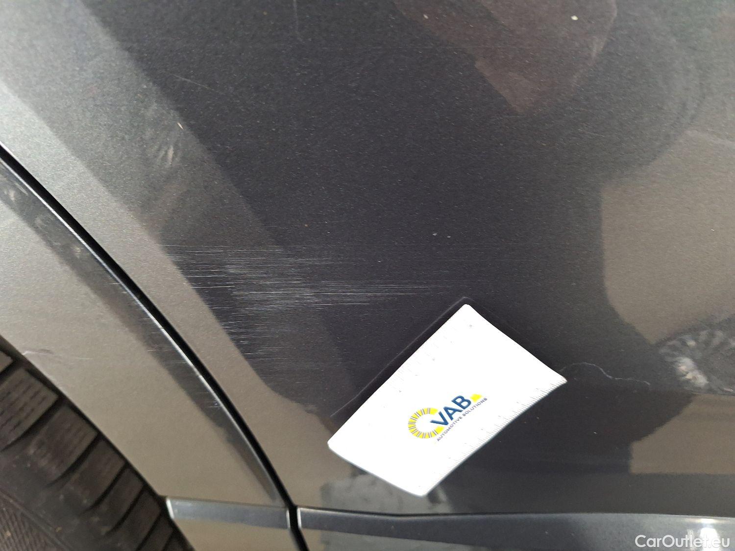  Audi  Q3 Audi,  '18, Audi  35 TDI S tronic S line Business Edition 5d #26