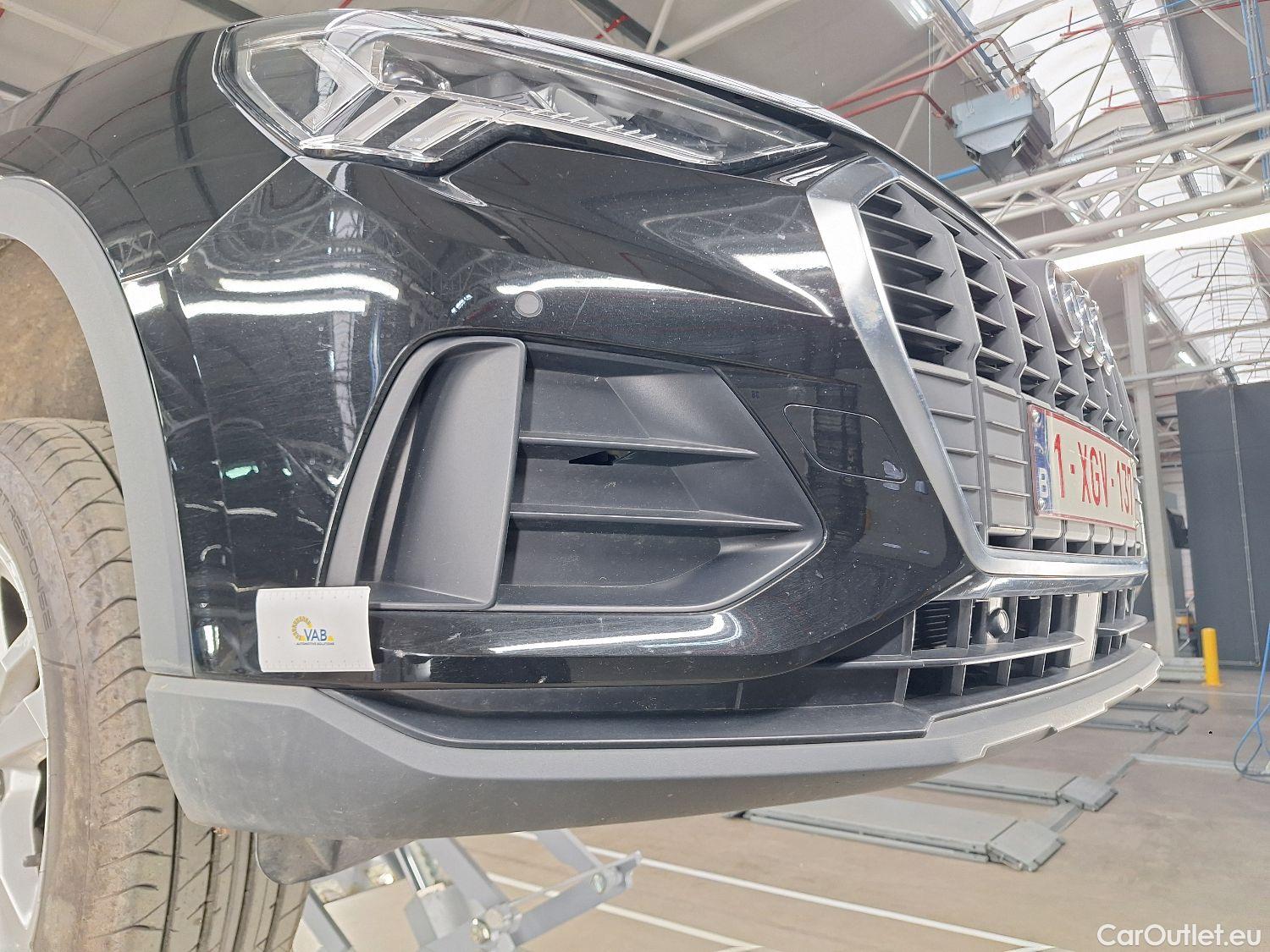  Audi  Q3 Audi,  '18, Audi  35 TFSI S tronic 5d #3