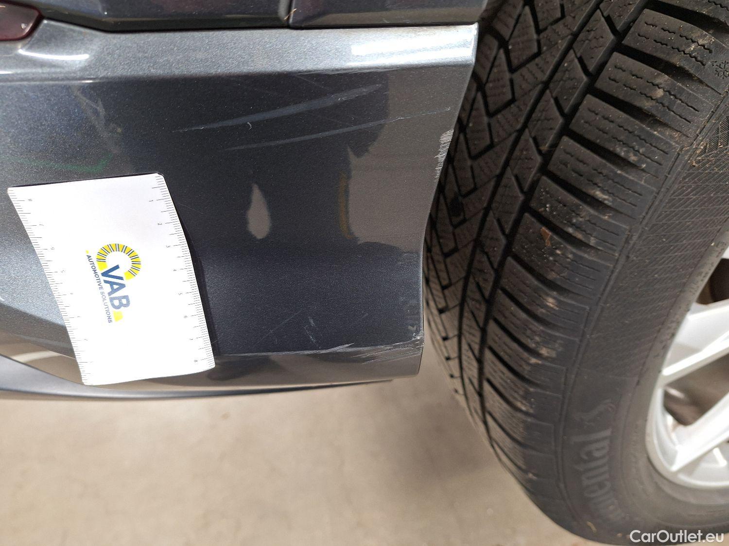  Audi  Q3 Audi,  '18, Audi  35 TDI S tronic S line Business Edition 5d #34