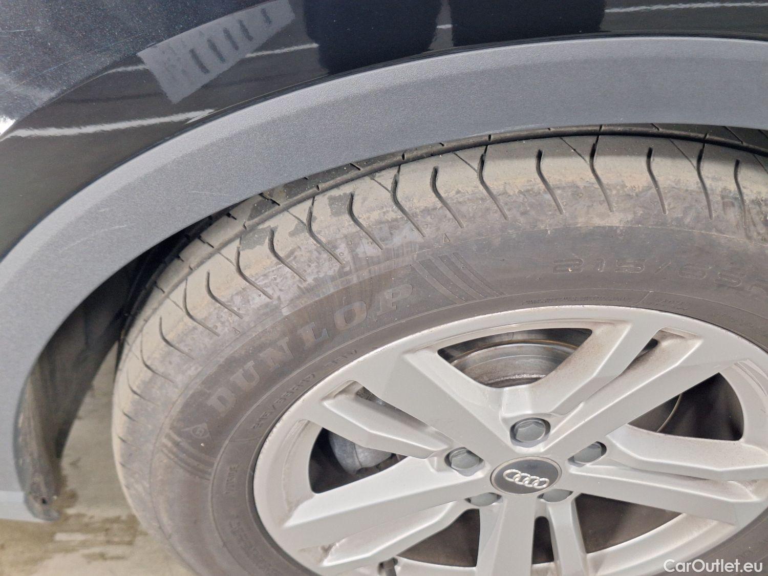  Audi  Q3 Audi,  '18, Audi  35 TFSI S tronic 5d #36