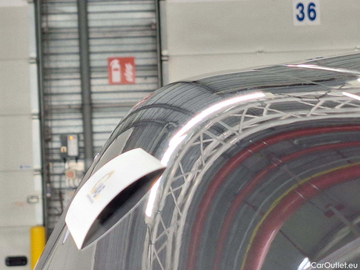  Alfa Romeo   STELVIO Alfa Romeo, '17, Alfa Romeo 2.0 200 Sprint AWD 5d #16