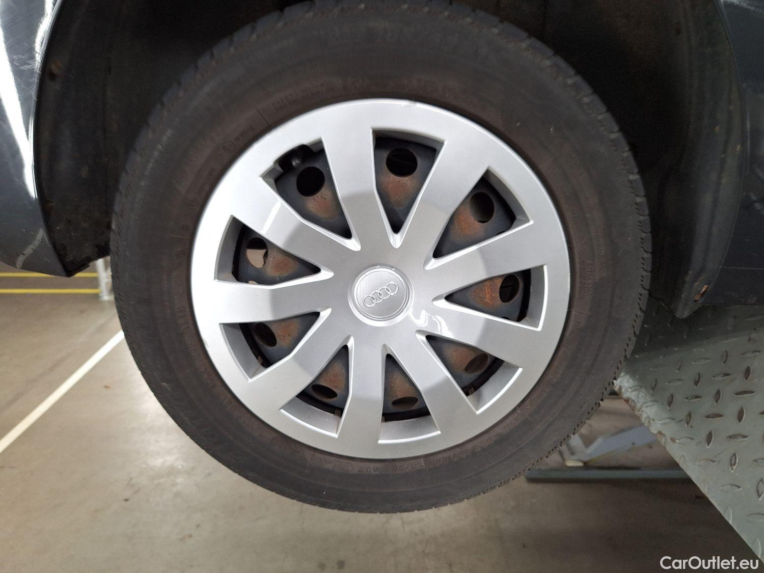  Audi  A1 Sportback Audi, A1 SB '18, Audi  1.0 30 TFSI 85kW S tronic 5d #11