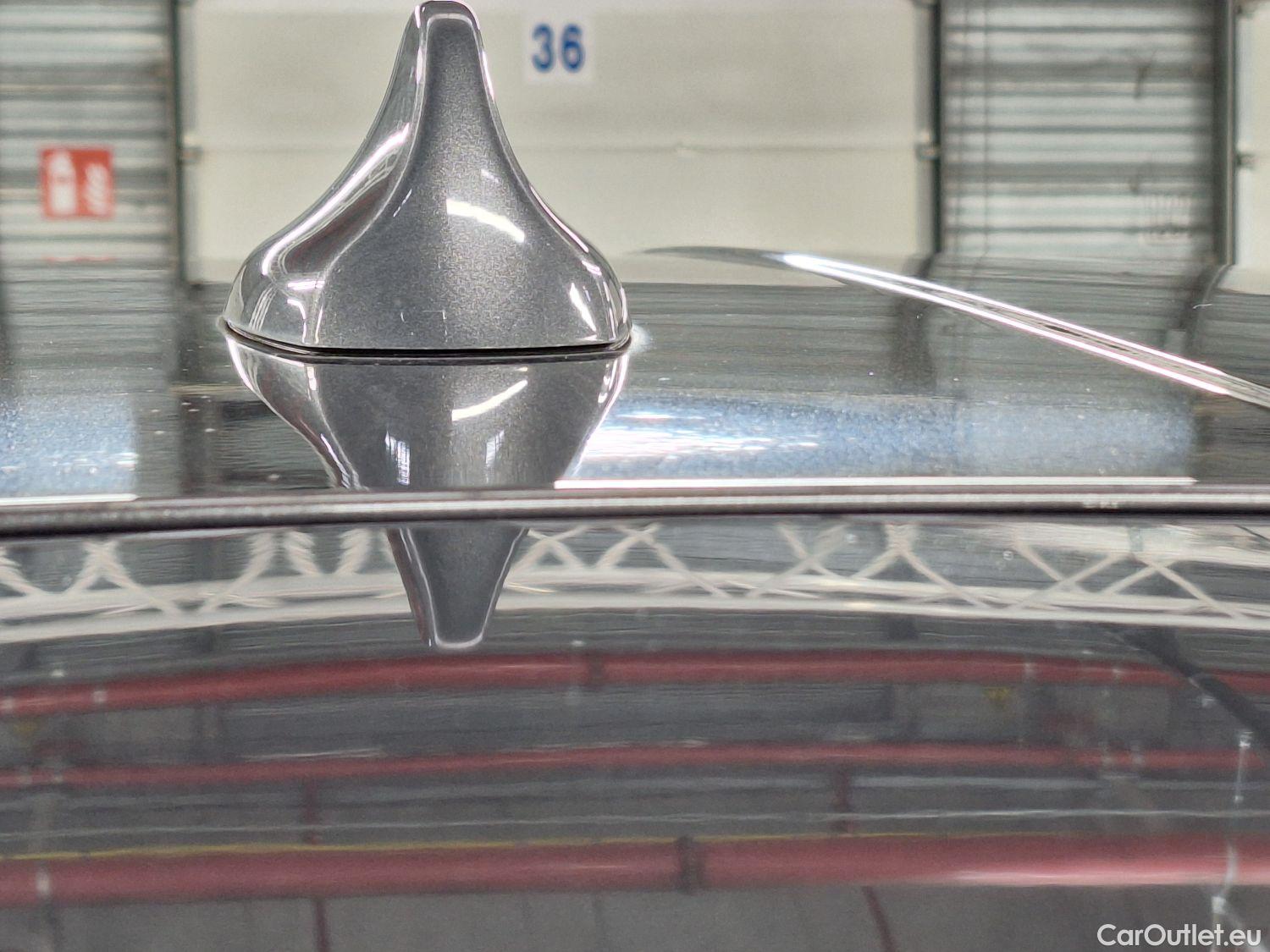  Alfa Romeo   STELVIO Alfa Romeo, '17, Alfa Romeo 2.0 200 Sprint AWD 5d #19