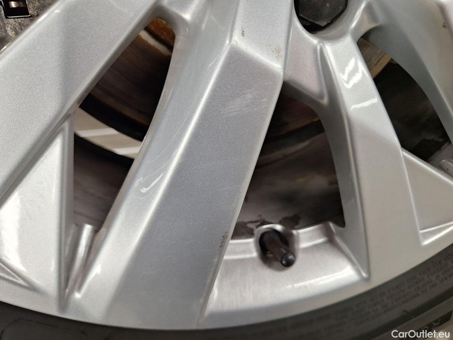  Peugeot  5008 Peugeot,  FL'20, Peugeot  1.2 PureTech 96kW S&S EAT8 Active Pac #2