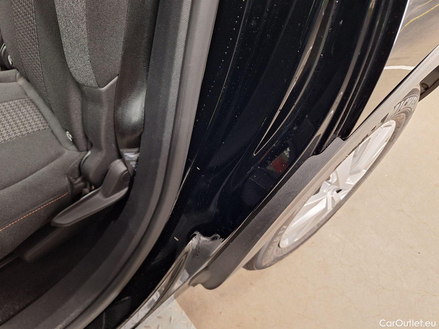  Peugeot  5008 Peugeot,  FL'20, Peugeot  1.2 PureTech 96kW S&S EAT8 Active Pac #29