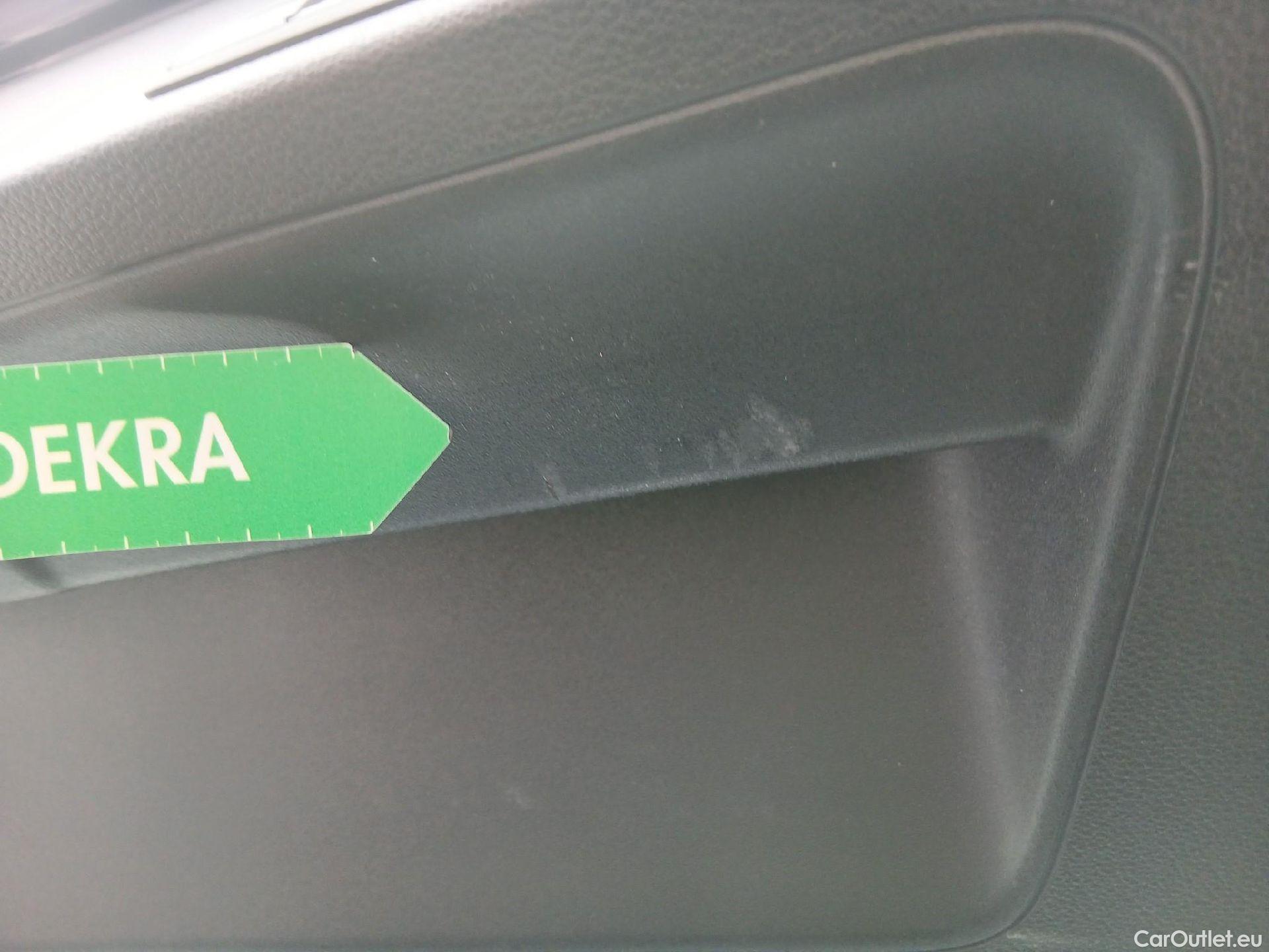  Audi  Q2 AUDI  / 2020 / 5P / todoterreno Advanced 30 TDI 85kW (116CV) #2