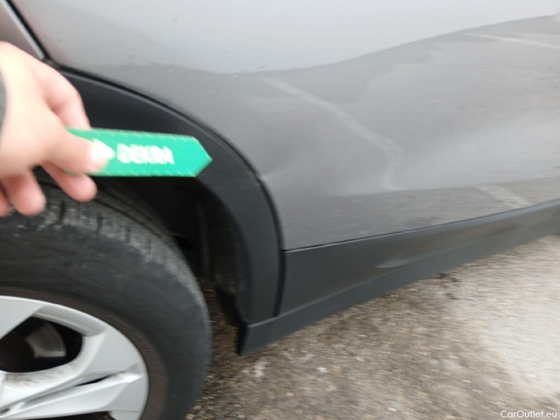  Bmw  X2 BMW  / 2017 / 5P / todoterreno sDrive18d (AC) #24