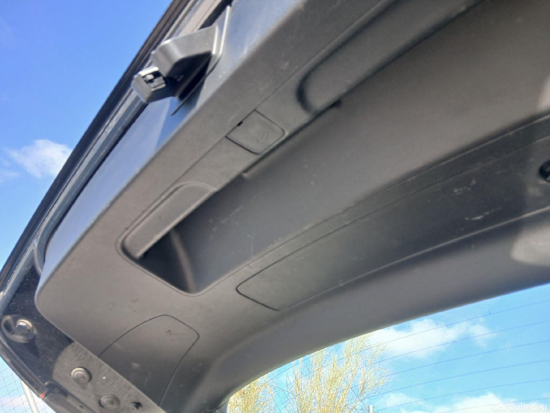  Audi  Q5 AUDI  / 2016 / 5P / todoterreno S line 40 TDI 140kW quattro S tronic #9