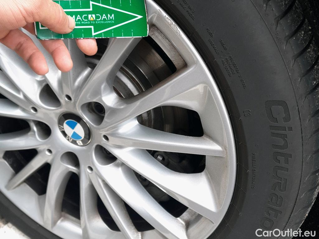  Bmw  Serie 2 BMW  Active Tourer/2018/5P/monovolumen compacto 225xe iPerformance #17