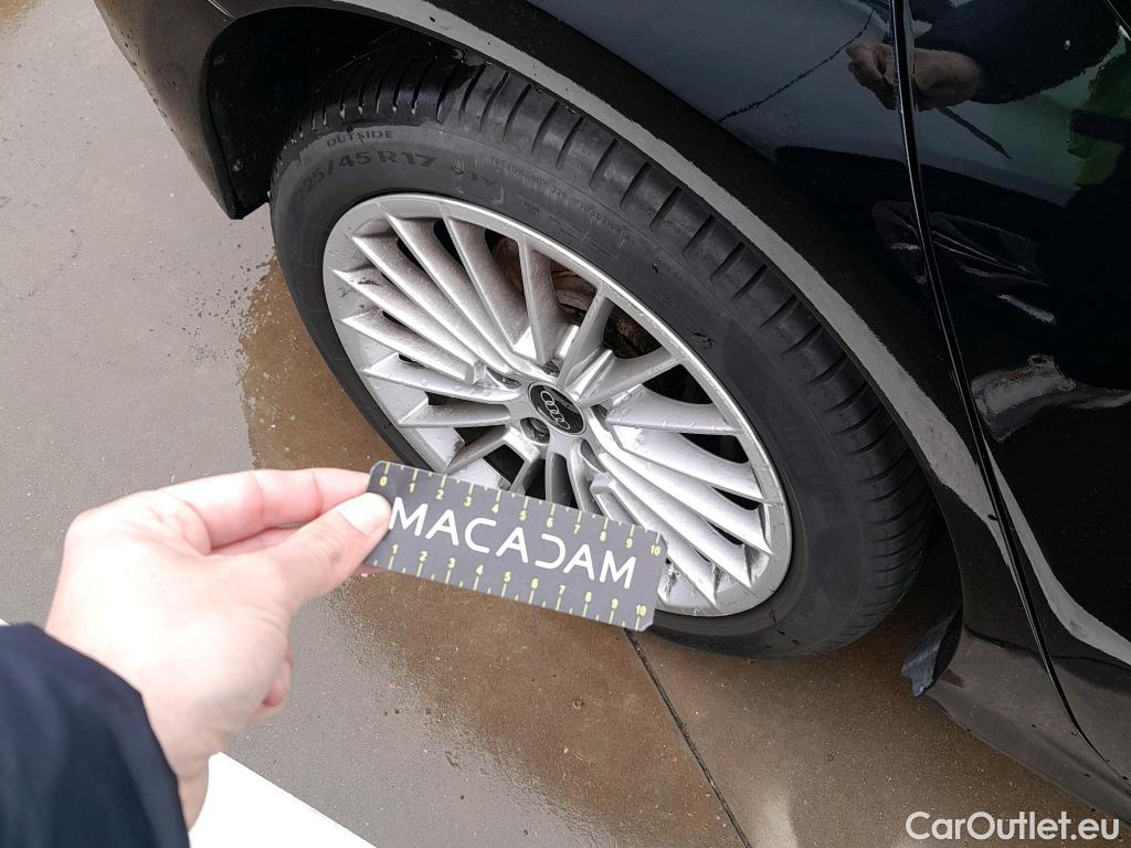  Audi  A3 AUDI  / 2020 / 5P / berlina con portón Sportback Advanced 35 TDI 110kW S tronic #11