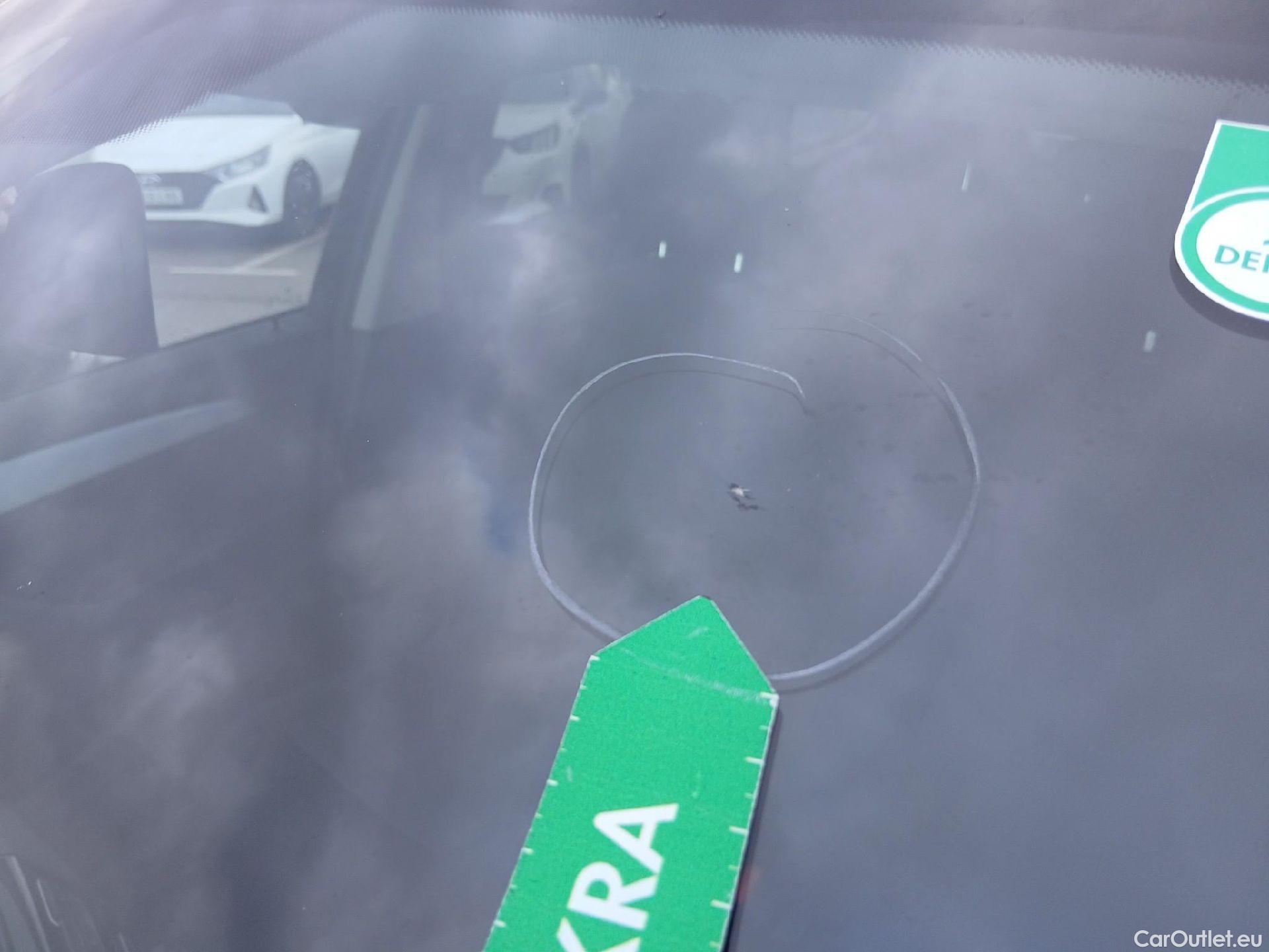  Bmw  X1 BMW  / 2019 / 5P / todoterreno sDrive18d #2