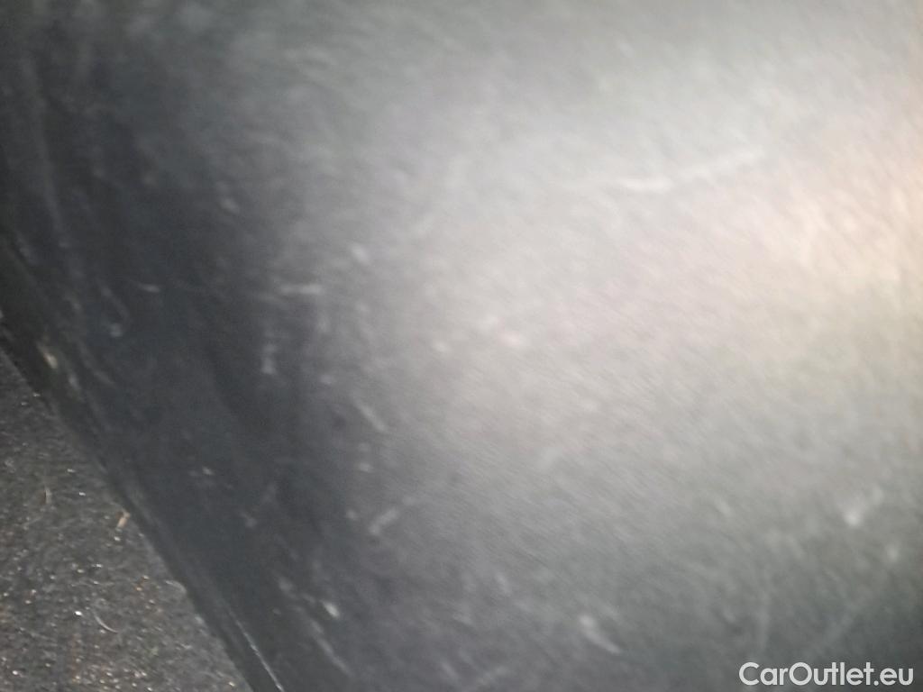  KIA  Niro KIA  / 2019 / 5P / crossover 1.6 GDi HEV 104kW (141CV) Drive #66