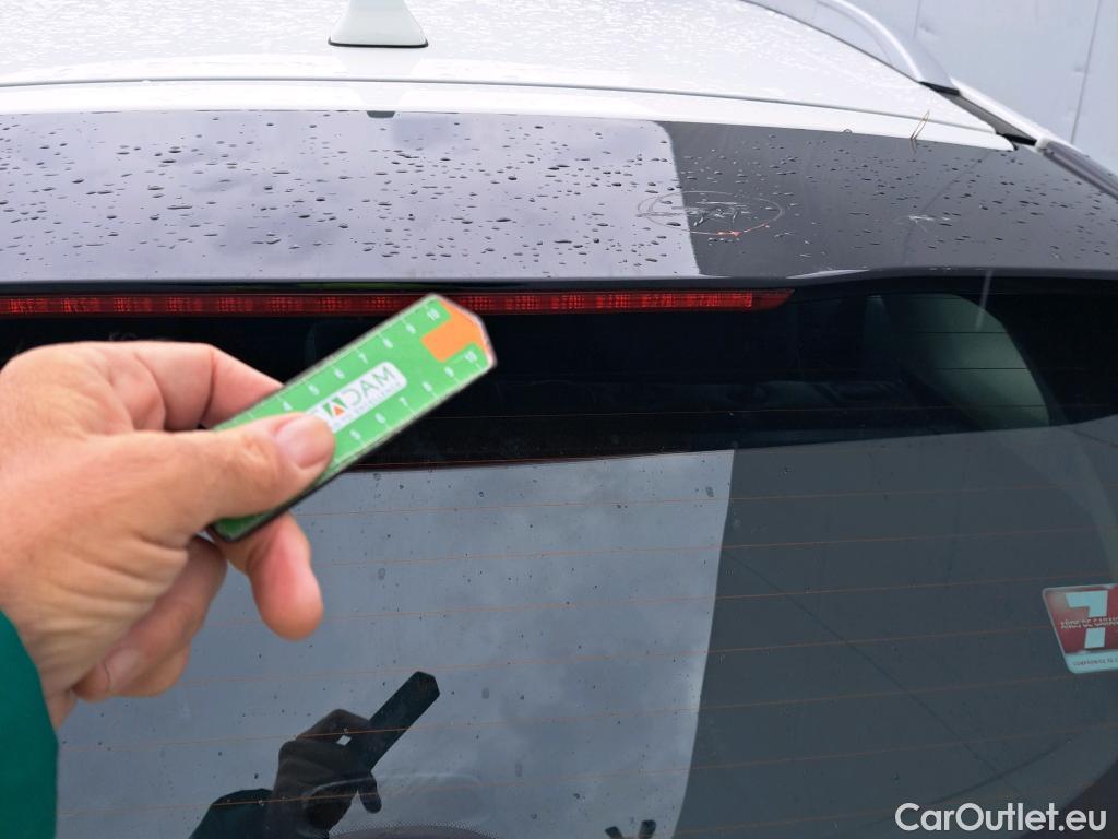  KIA  Niro KIA  / 2019 / 5P / crossover 1.6 GDi HEV 104kW (141CV) Drive #35