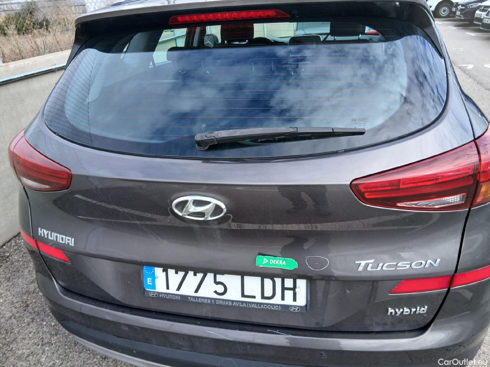  Hyundai  Tucson HYUNDAI  / 2018 / 5P / todoterreno 1.6 CRDI 85kW (116CV) 48V SLE 4X2(SP)(SL) #36