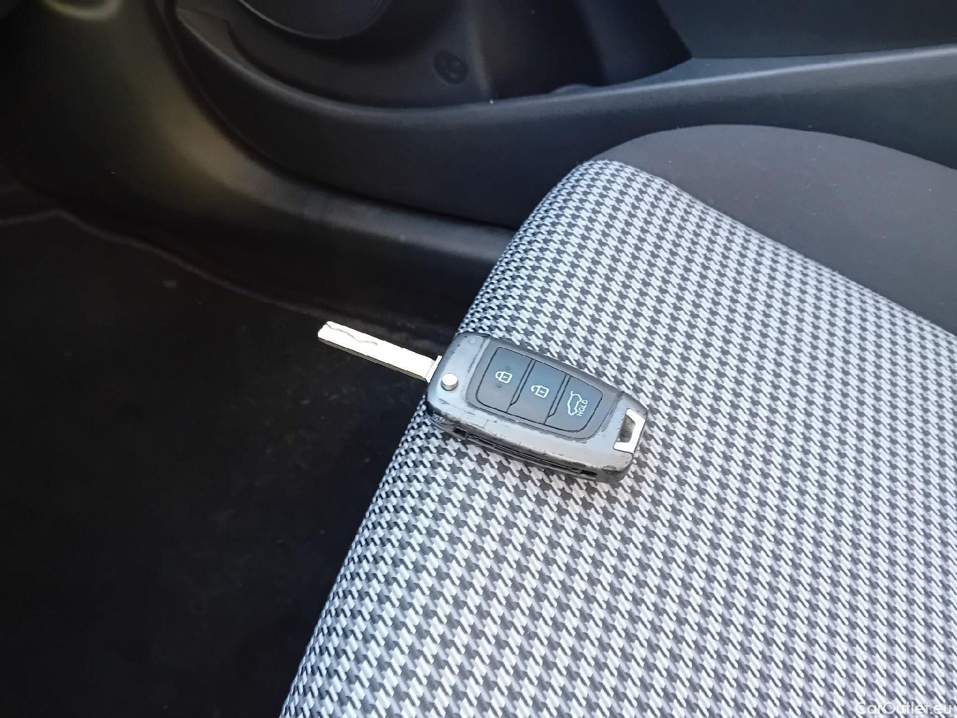  Hyundai  Konna HYUNDAI Kona / 2020 / 5P / todoterreno 1.0 TGDI Klass 4X2 #1