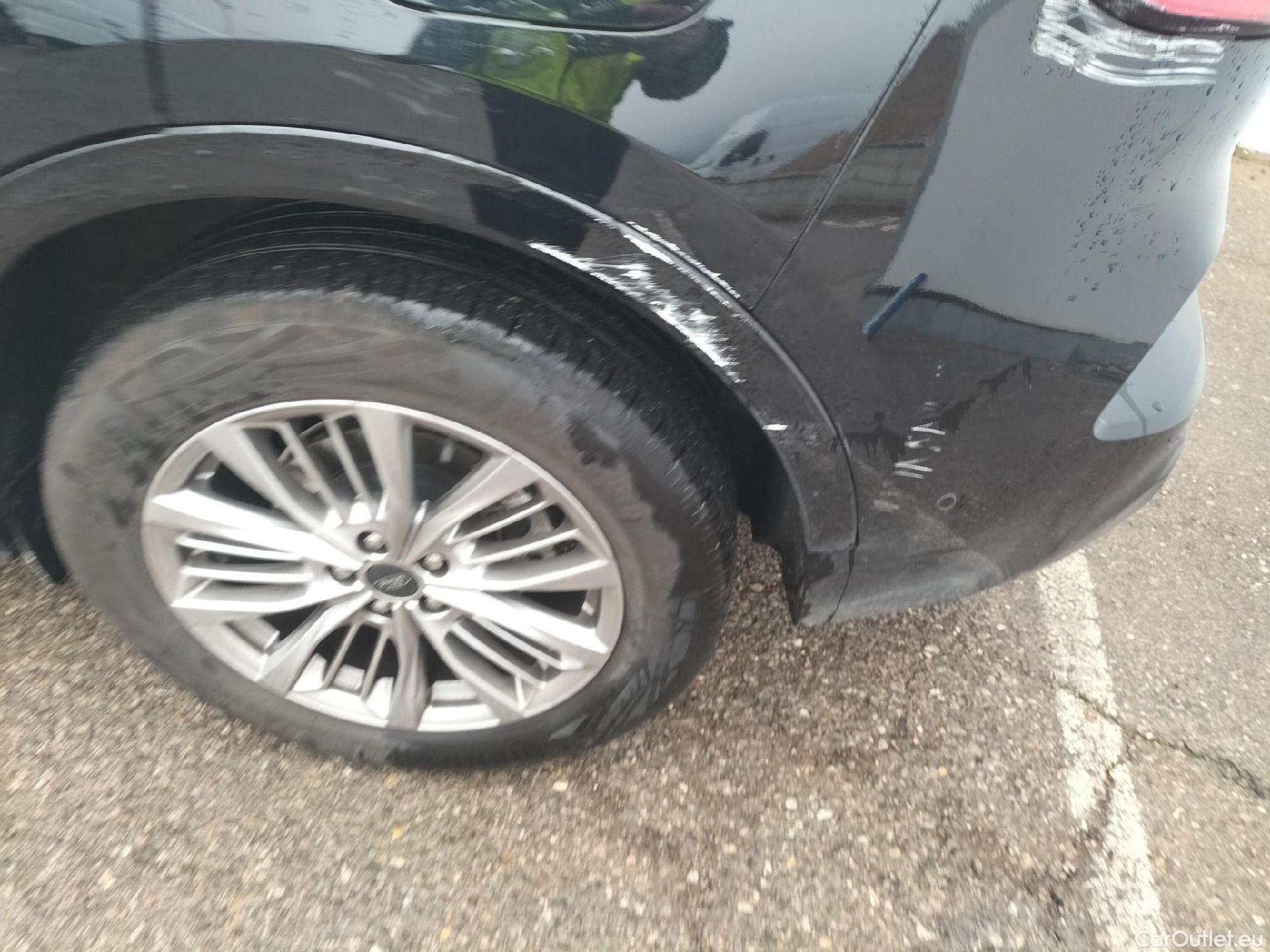  Ford  Kuga  Hybrid Vignale 2.5 190CV ATV E6d #22