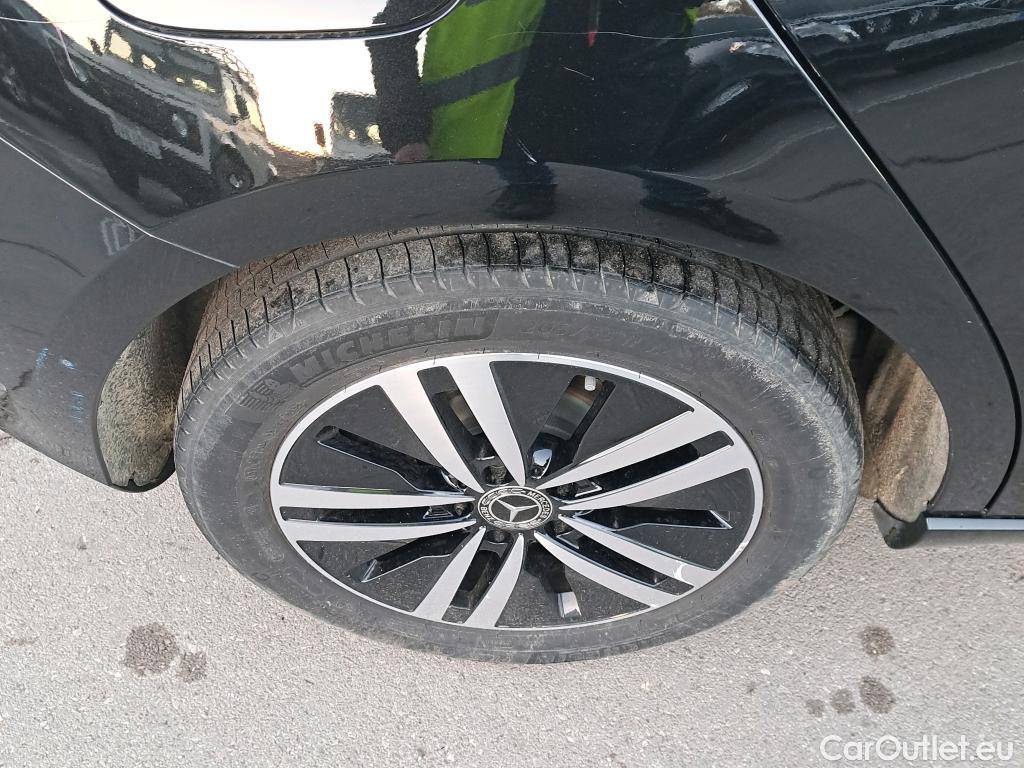  Mercedes  A-Klasse MERCEDES-BENZ Clase A / 2018 / 5P / berlina con portón A 250 e #1