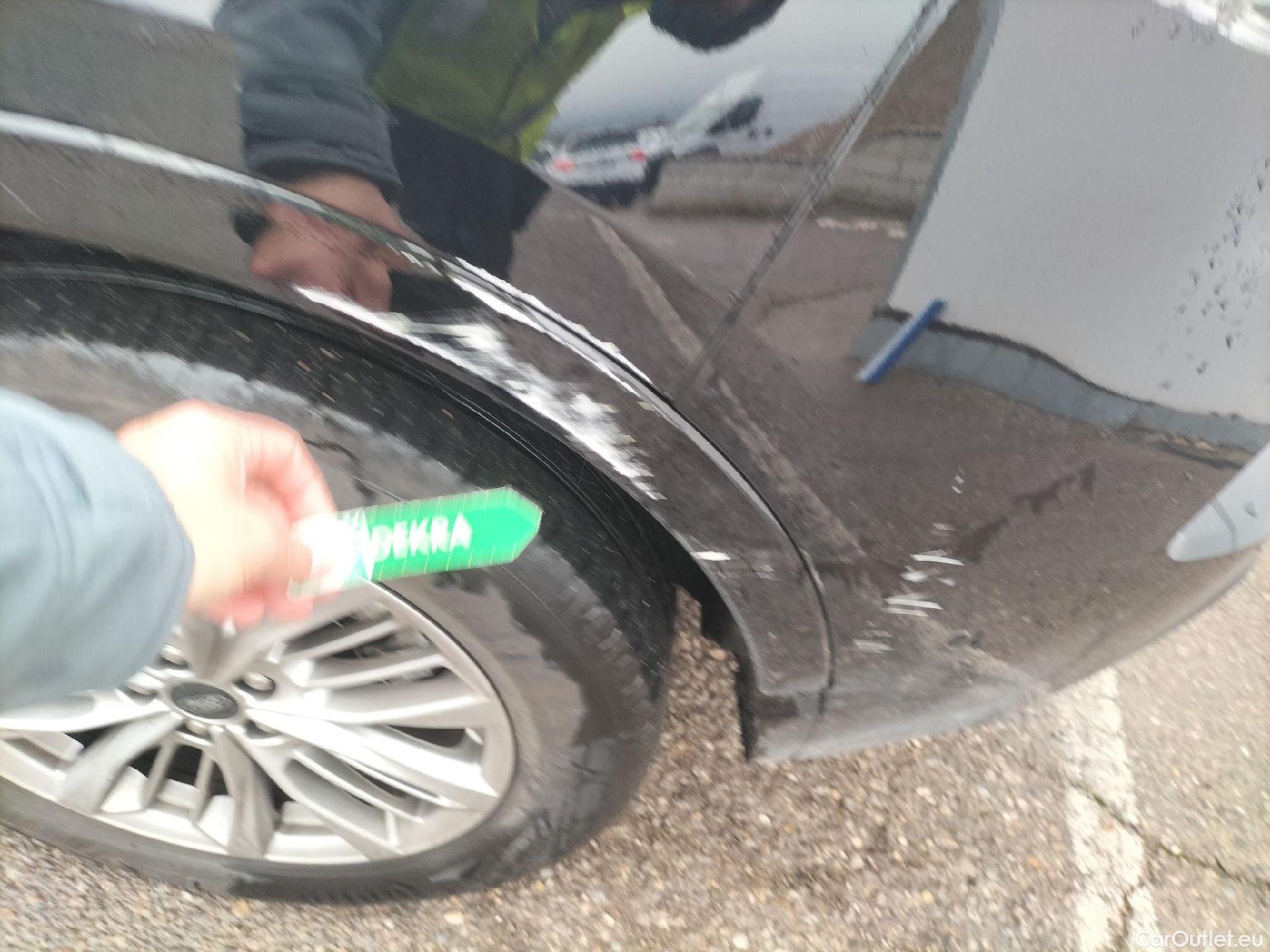  Ford  Kuga  Hybrid Vignale 2.5 190CV ATV E6d #21